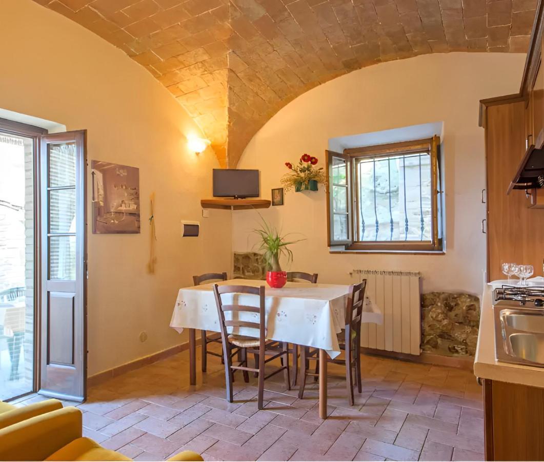 Agriturismo Casale Giulia Вольтерра Экстерьер фото