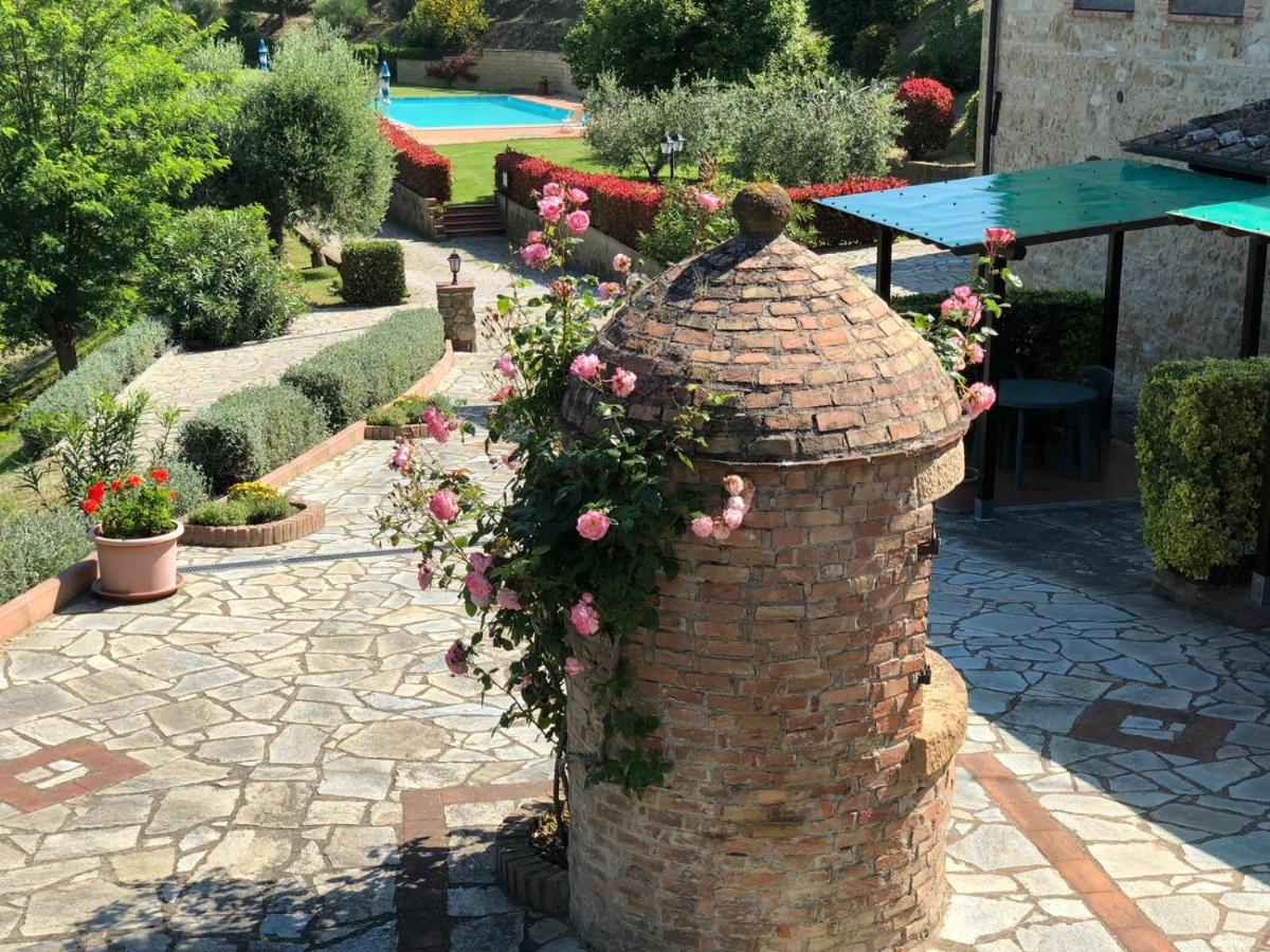 Agriturismo Casale Giulia Вольтерра Экстерьер фото